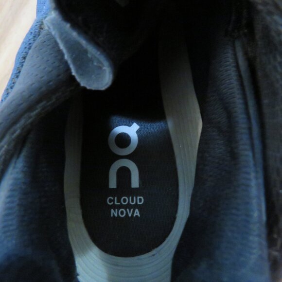 ON RUNNING On Cloud Cloudnova Athletic Navy White Sneaker Shoes - Size US 9.5 - Picture 11 of 13
